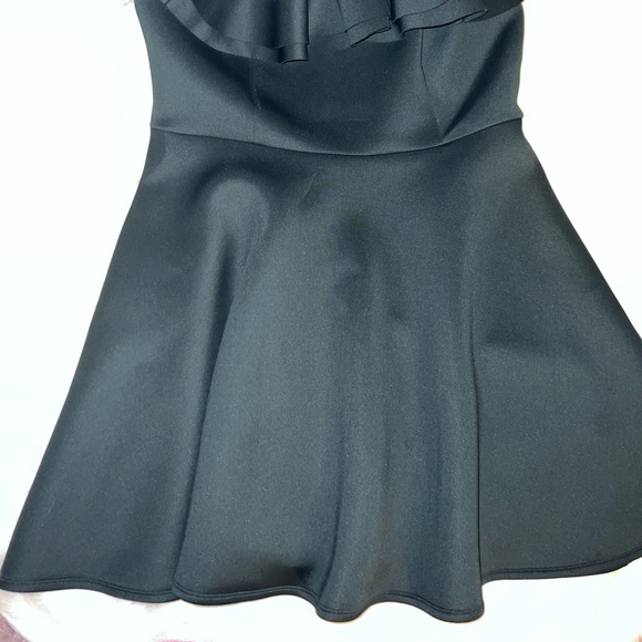 Fashion to Figure Tea-length Emerald Green Flare Ruffle Dress | 1 (Plus Size) - Picture 7 of 14